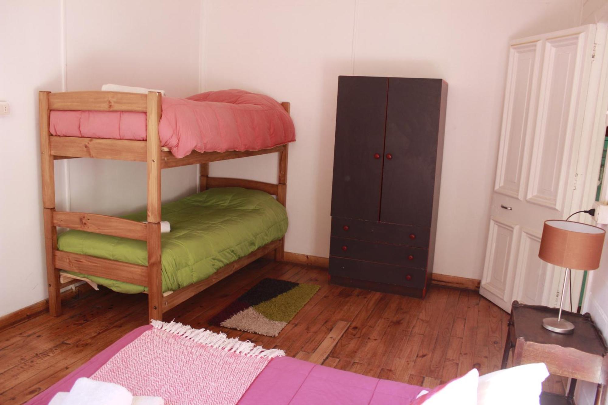 Casa Volante Hostal Вальпараисо Номер фото